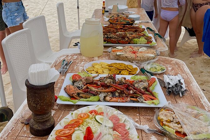 Package of (3) Days South + Private Flight From Punta Cana - Snorkeling and Activities