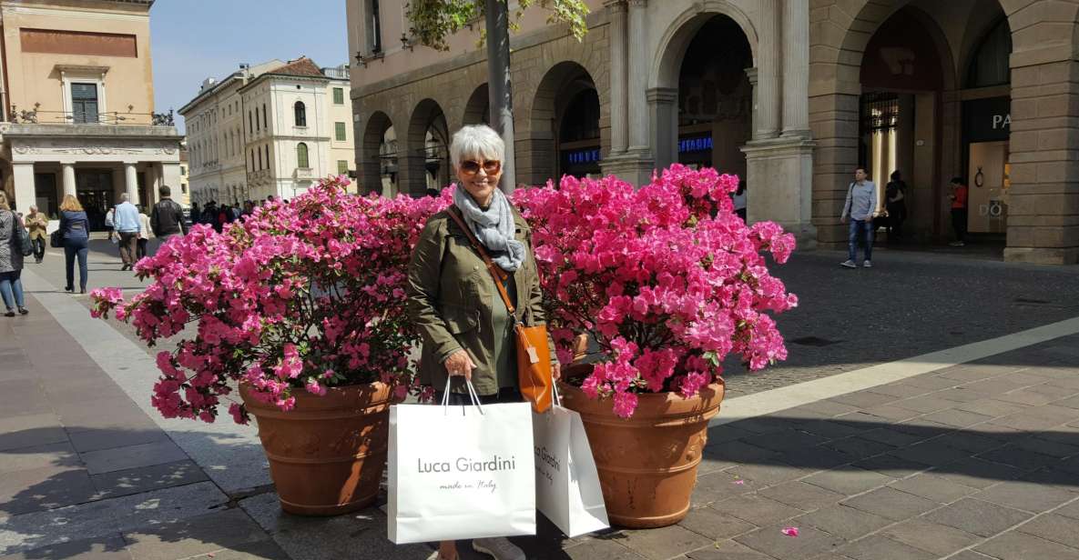 Padova: Guided Shopping Walk - Experience Highlights
