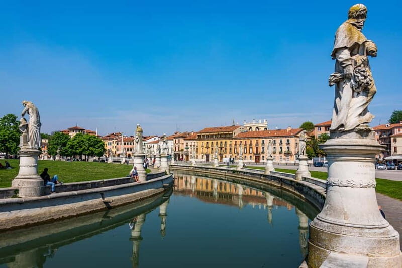 Padua: Express Walk with a Local in 60 minutes - An In-Depth Look at the Experience