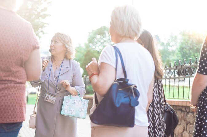 Paducah Quilt Festival 2 Day Private Tour April 23, 2025 - Who Should Consider This Tour