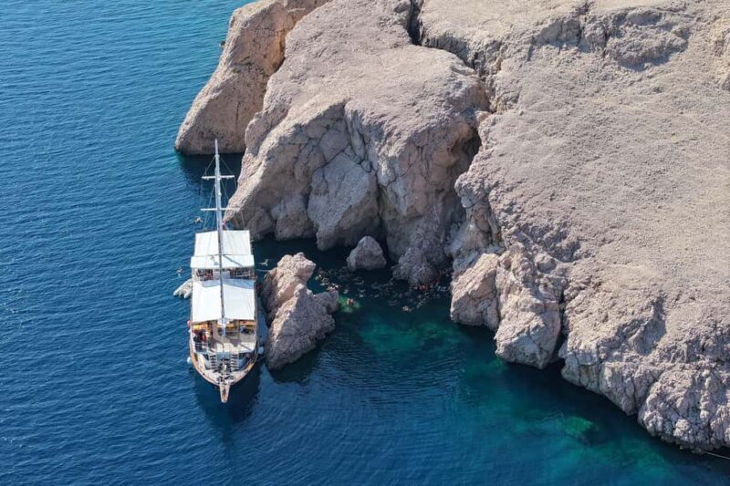 Pag Bay Cruise - The Realities: Pros and Cons