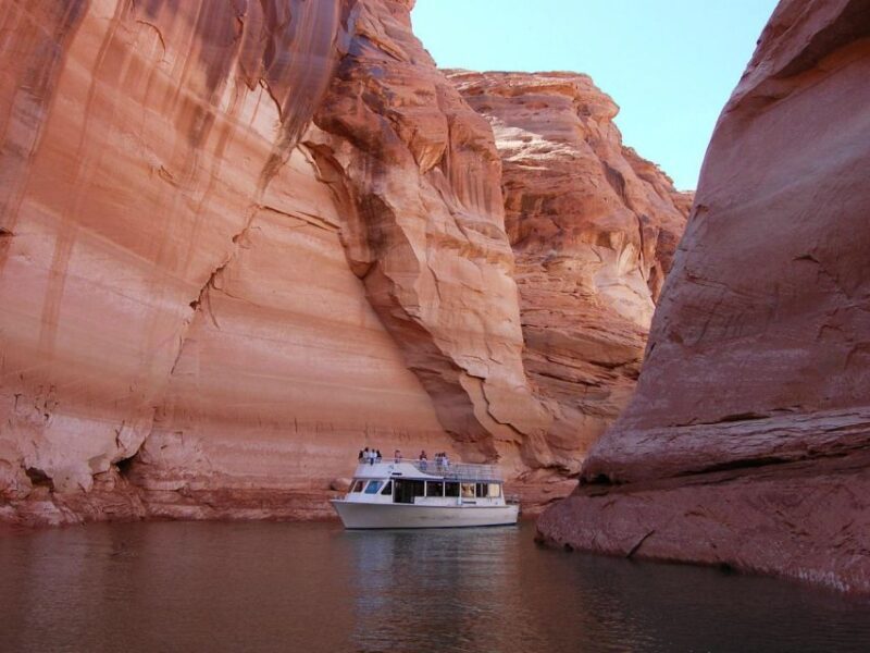 Page: Boat Tour of Lake Powell, Antelope, and Glen Canyon - Final Stop and Return
