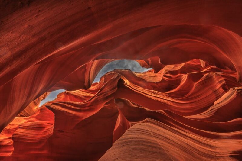 Page: Lower Antelope Canyon Entry and Navajo Guided Tour - The Group Experience