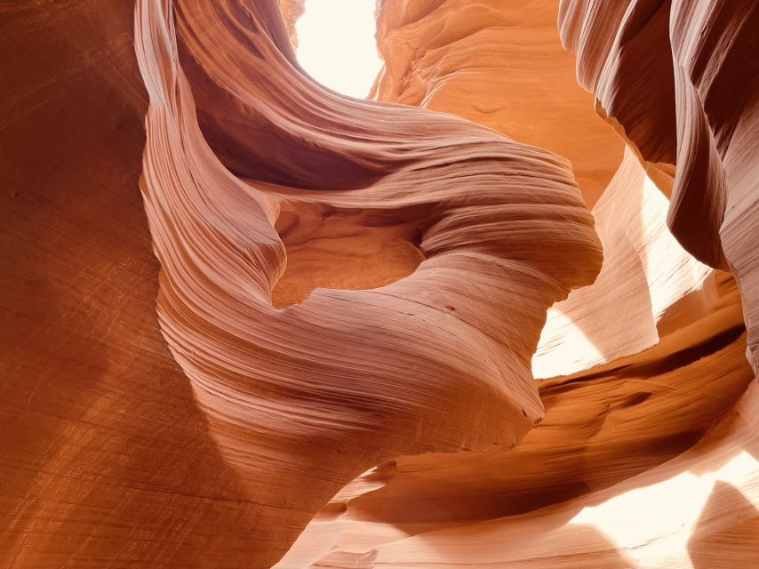 Page: Lower Antelope Canyon Tour With Trained Navajo Guide - Benefit From Navajo Guides Expertise