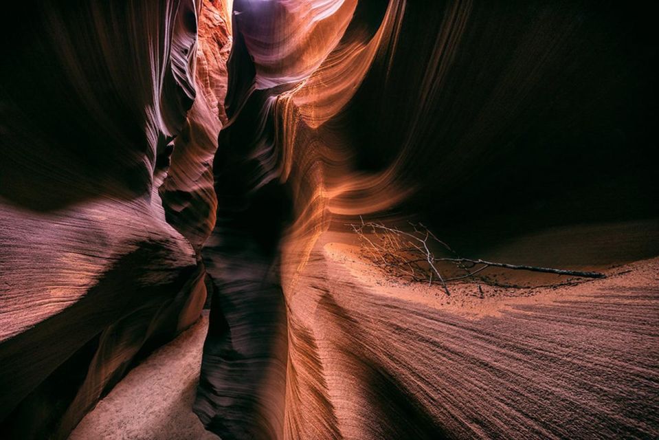 Page: Secret Antelope Canyon Tour - Tour Meeting Point