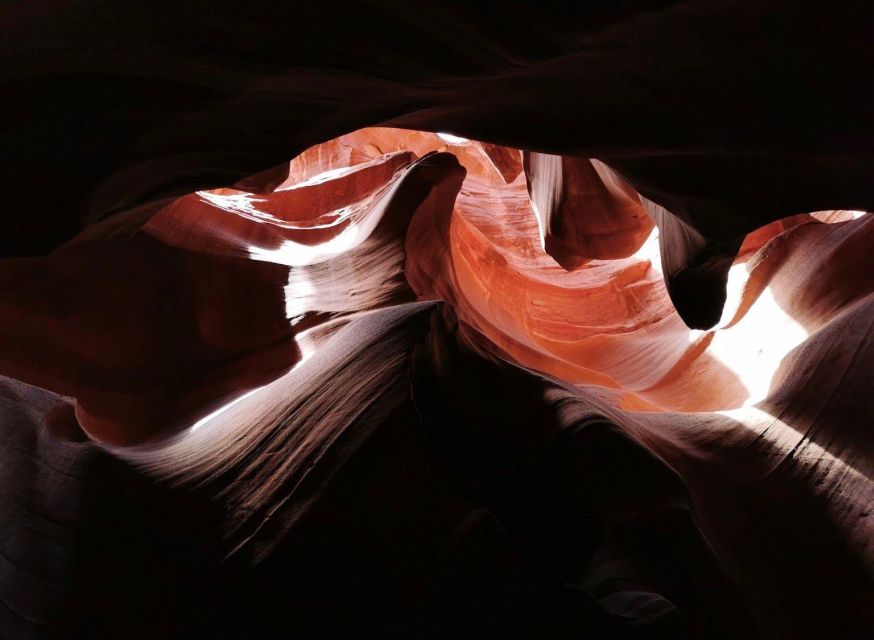 Page: Secret Antelope Canyon Tour - Tour Departure and Return