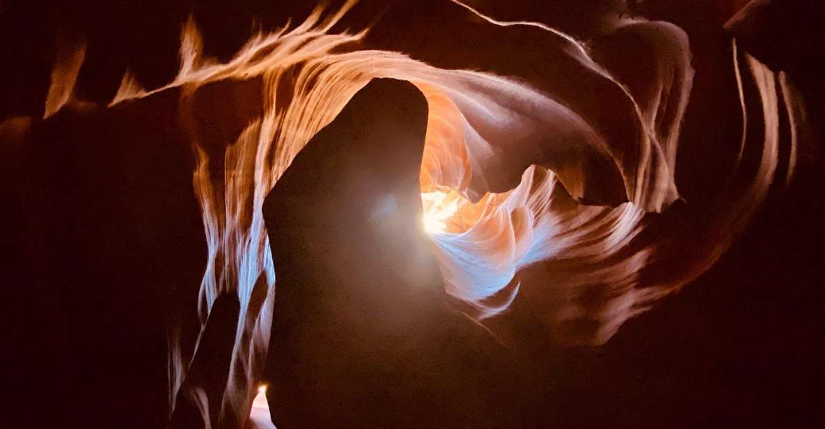 Page: Upper and Lower Antelope Canyons Guided Tour - Key Points