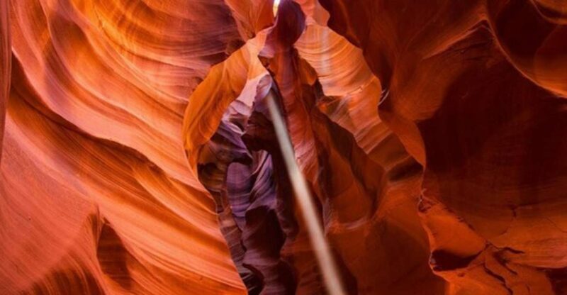 Page: Upper Antelope Canyon Walking Tour with Local Guide - What Makes This Tour Stand Out?