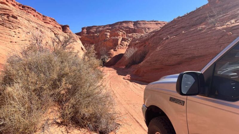 Page: Wind Castle Canyon Tour with Navajo Guide - The Scenic Highlights