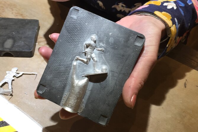 Paint a Metal Miniature - Souvenir to Take Home