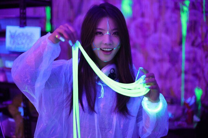 Paint-In-Dark Drawing Class in New York - The Experience Breakdown: What to Expect from Start to Finish