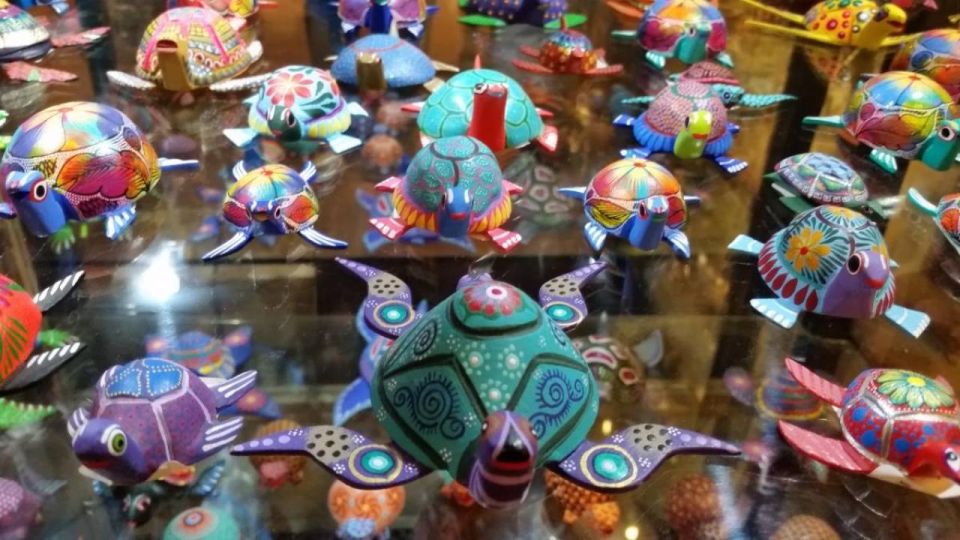 Paint Your Alebrije - Visiting the Alebrije Workshop