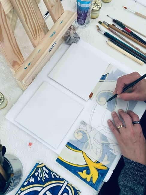 Paint Your Tile and Create Your Unique Piece in an Art Gallery in Lisbon - FAQs