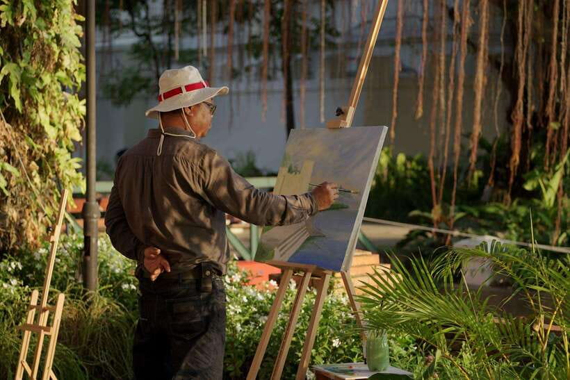 Painting by the River - Kalanan Riverside Resort - Instruction and Techniques