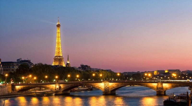 Pairs: the Opera to Hotel Des Invalides Guided Walking Tour - Tour Itinerary and Highlights