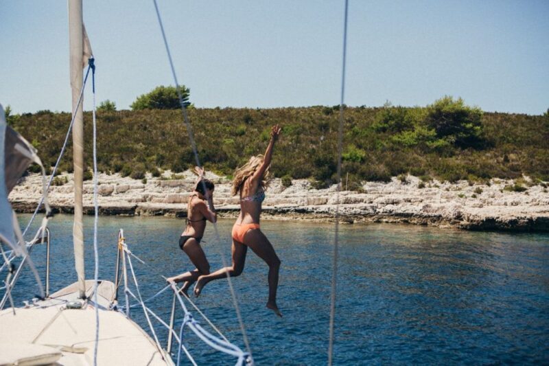 Pakleni Islands Sailing Tour - An Honest Look at the Pakleni Islands Sailing Tour