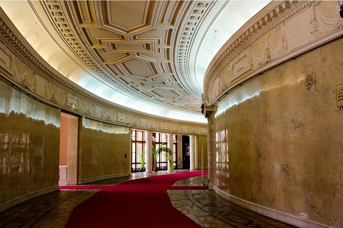 Palace of Culture & Science + POLIN Museum: PRIVATE TOUR /inc. Pick-up/ - Transportation Details