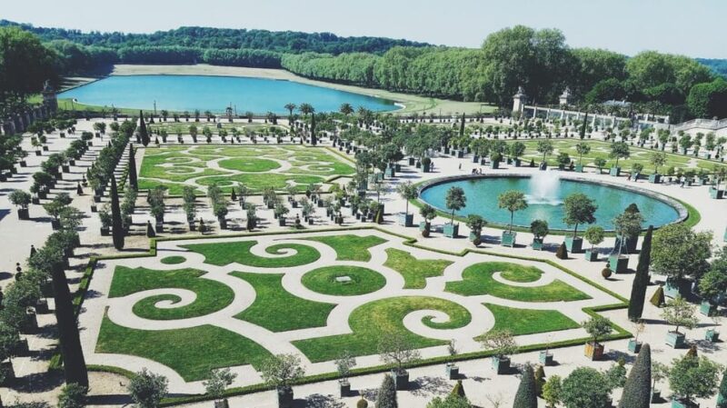 Palace Of Versailles Tour With Optional Meet and Greet - Exploring the Palace