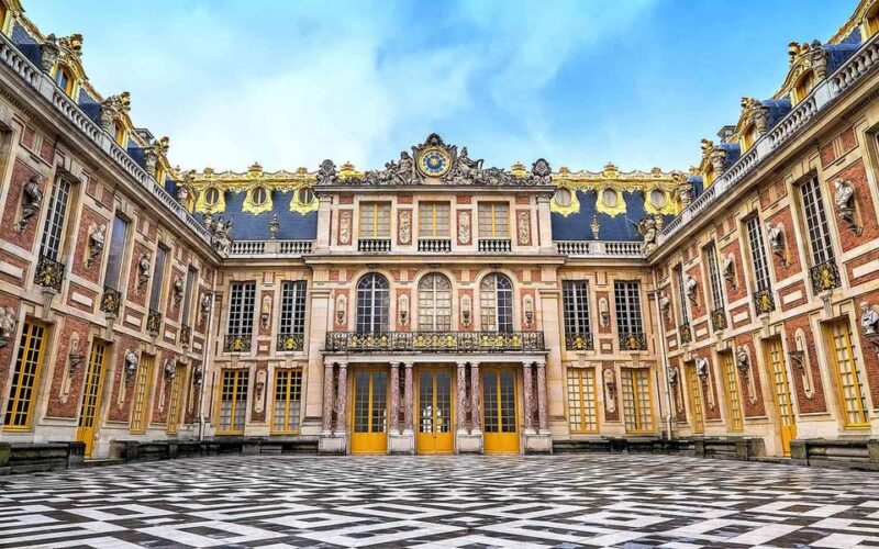 Palace Of Versailles Tour With Optional Meet and Greet - Meeting Point and Requirements