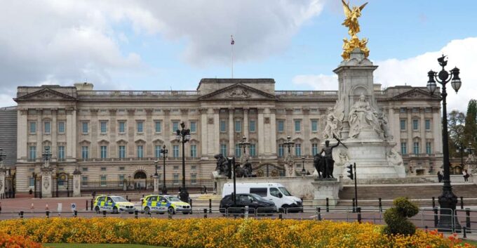 Palaces, Parliament & Power: Londons Royal City - Frequently Asked Questions