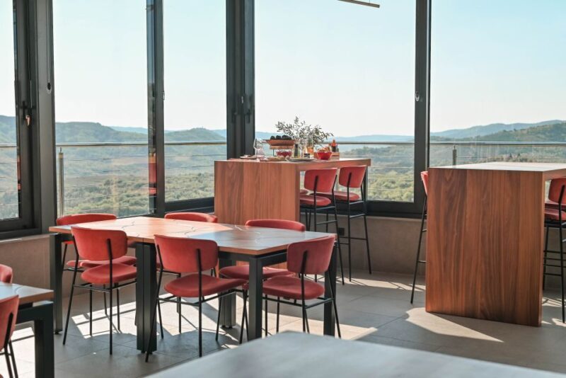 Paladini: Truffle Hunting Tour with 3-Course Tasting Menu - The Tasting Experience: A Feast for the Senses