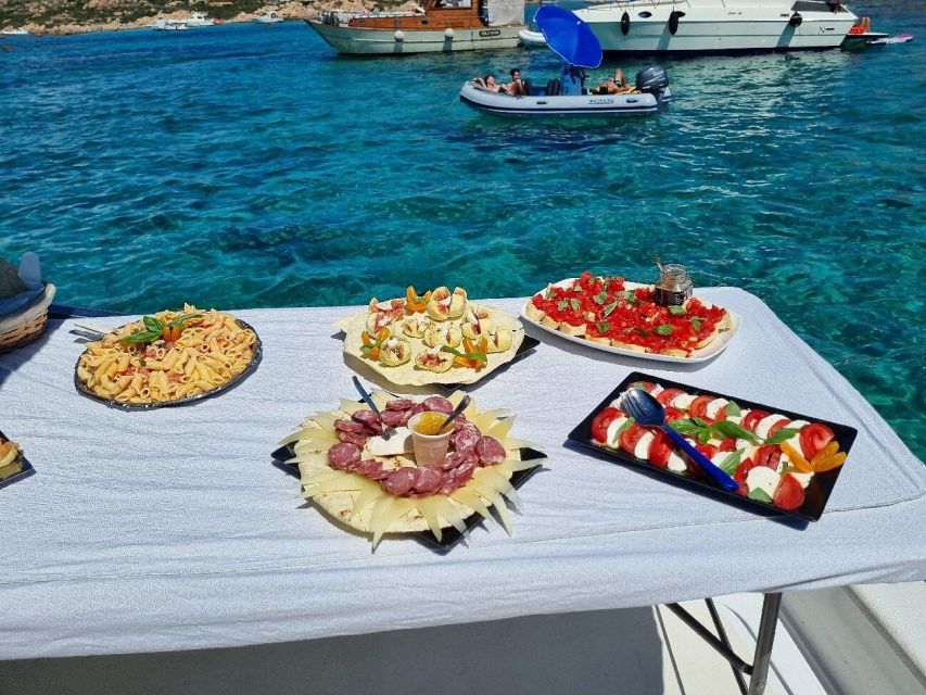 Palau: LUXURY BOAT TOUR National Park of La Maddalena - Itinerary