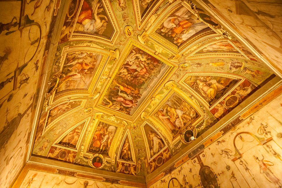 Palazzo Vecchio 90-Minute Morning Guided Tour - Exploring Apartments and Rooms