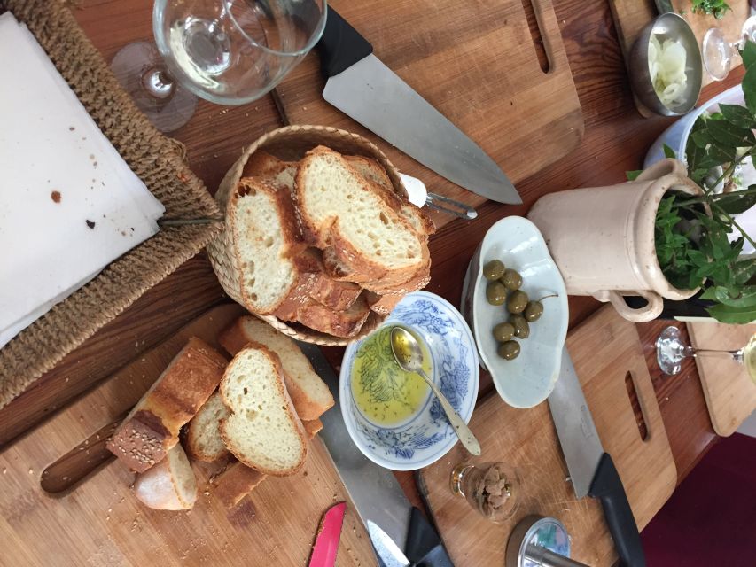 Palermo: 2-Hour Small Group Private Walking and Tasting Tour - Tasting Local Sicilian Delicacies
