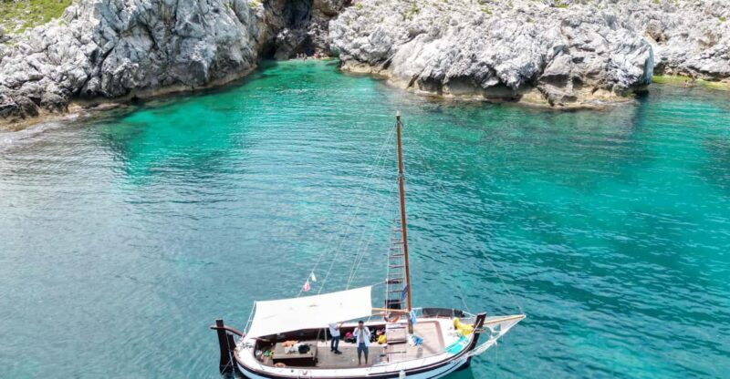 Palermo: boat tour among caves and breathtaking landscapes - A Detailed Look at the Experience