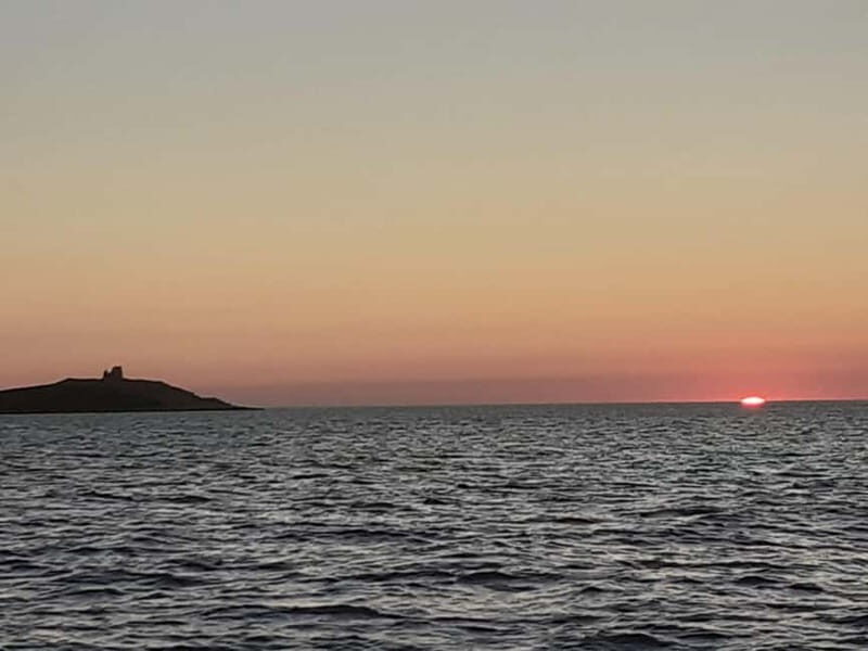 Palermo: Dinghy tour at sunset with aperitif - Who Should Consider This Tour?