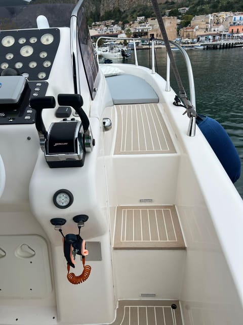 Palermo: tour privato in barca con snack e prosecco - Why This Boat Tour Stands Out