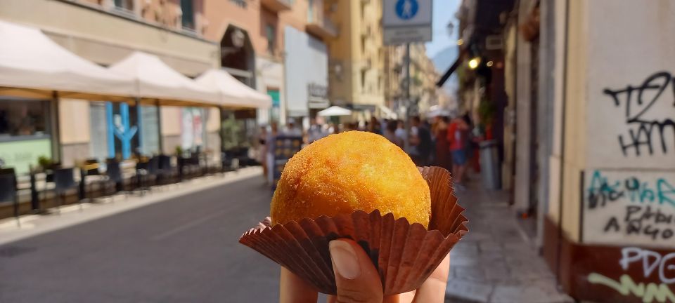 Palermo: Traditional Full Meal Food Tour With a Local - Taking in Palermos Cultural and Historical Insights