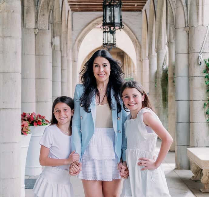 Palm Beach: Tour and Photoshoot along Historic Worth Avenue - A Well-Balanced Look at the Tour