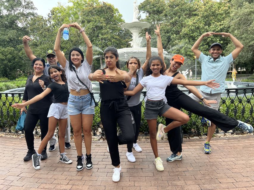 Palm Desert: Remotely Guided City Scavenger Hunt by Car - Key Points