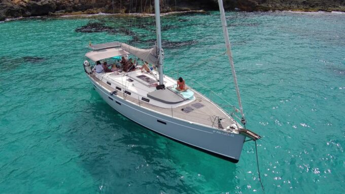PALMA BAY : 8 HOUR PRIVATE TOUR WITH SAILING BOAT - Suitability