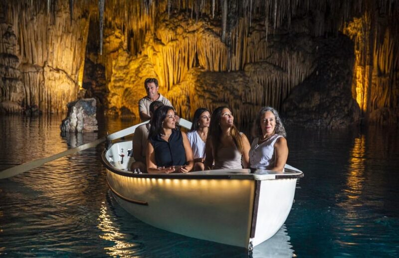 Palma: Caves of Drach Entrance, Music Concert, and Boat Trip - Exploring the Drachs Caves