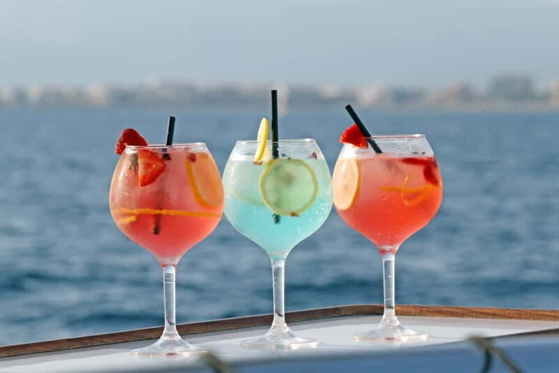 Palma de Mallorca: Deluxe Catamaran Sailing Tour with Meal - What the tour includes and the overall vibe