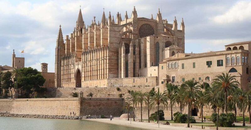 Palma De Mallorca Private Guided Walking Tour - Highlights of the Tour