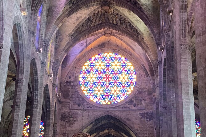Palma De Mallorca: PRIVATE Local Food and Cathedral Experience - Guide Highlights