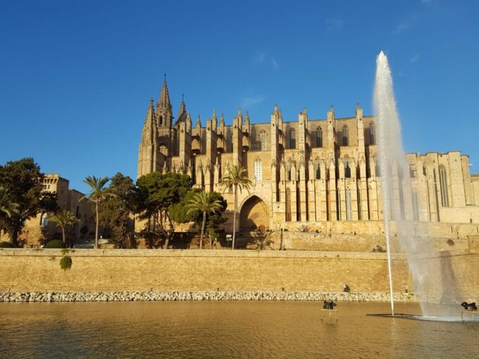 PALMA DE MALLORCA & SOLLER by TRAIN & CITY TOUR From PALMA - Frequently Asked Questions