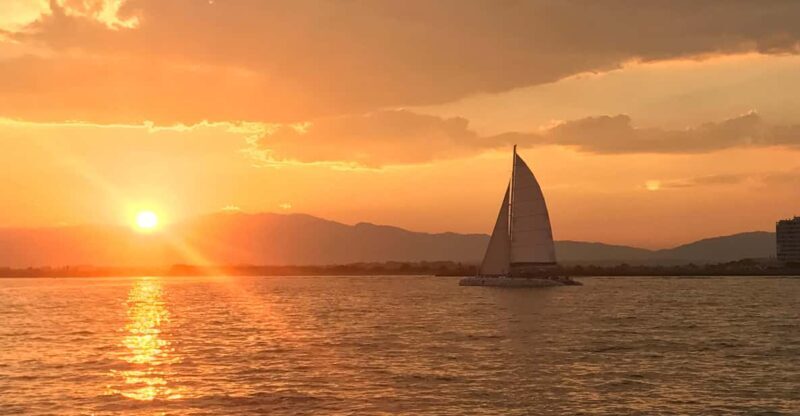 Palma de Mallorca: Sunset Sailing Catamaran Trip with Drink - The Experience: What Travelers Say