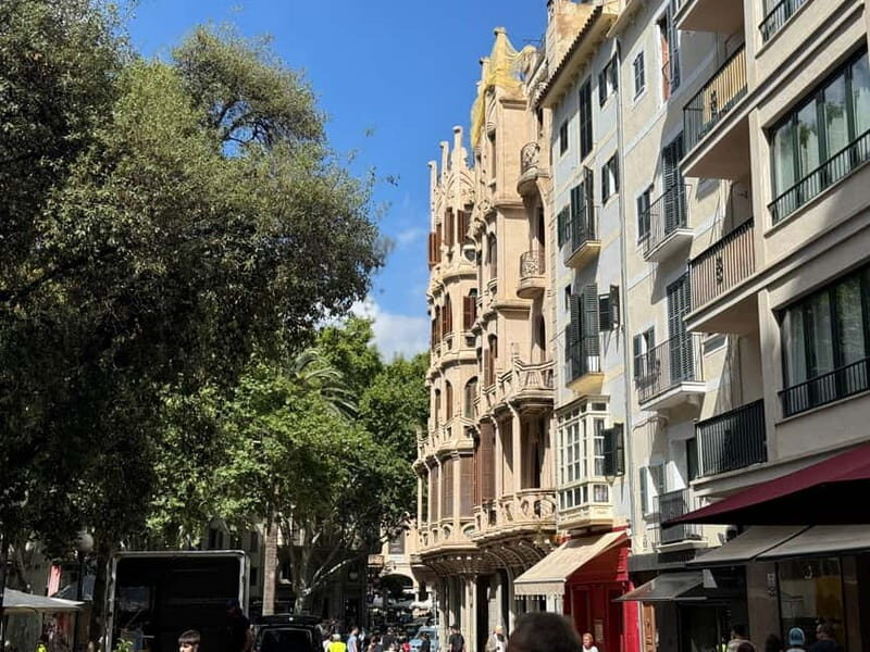 Palma in person and away from the crowds - Who Should Consider This Tour?