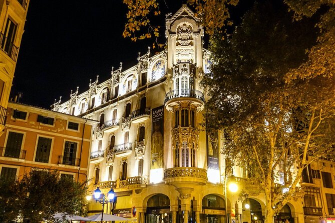 Palma Night Walking Tour - Tour Format and Inclusions