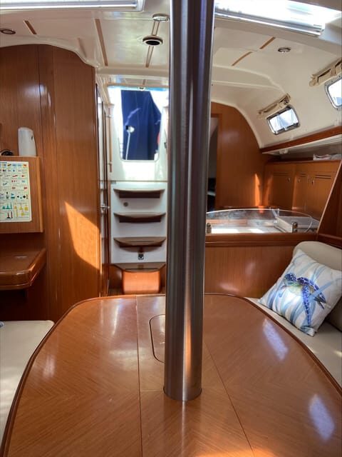 t702560