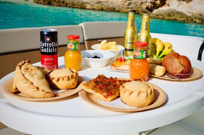 Palma: Private Boat Trip in Mallorca With Snorkeling - Important Information