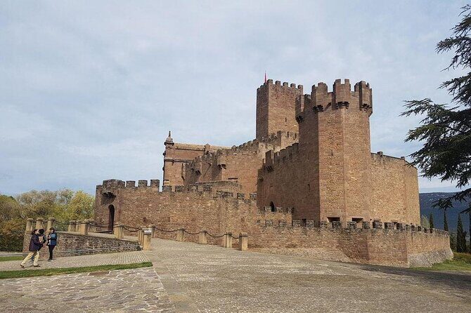 Pamplona Private Tour with Castle of Javier - A Deep Dive Into the Itinerary
