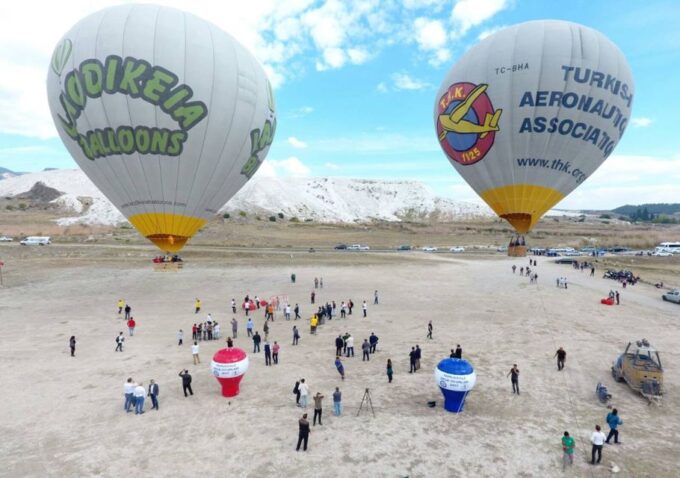 Pamukkale: Hot Air Balloon Flight With Flight Certificate - Unique Features of the Flight
