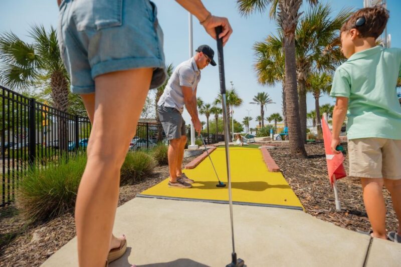 Panama City Beach: SkyWheel Miniature Golf Pass - Option to Ride the SkyWheel