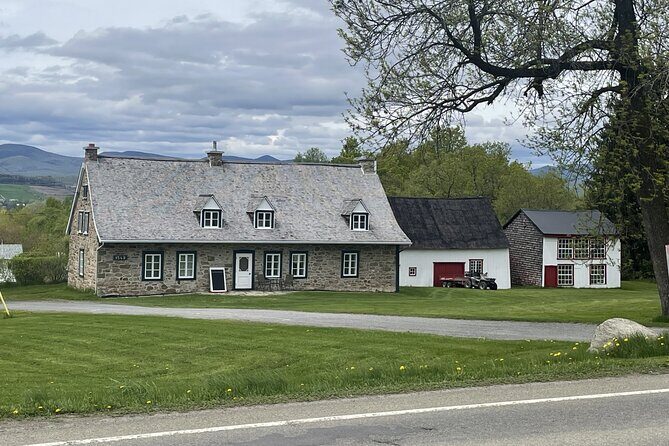 Panoramic and historical tour of the Île d'Orléans - The Experience: What You Can Expect