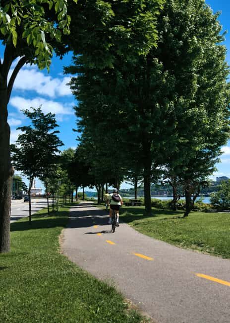 Panoramic Bike Tour of Quebec City - An In-Depth Look at the Tour Experience